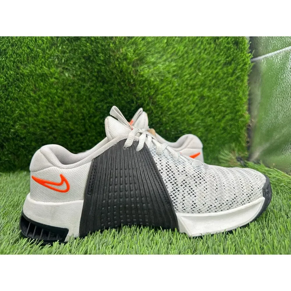 Nike Metcon 9 Premium FQ7217-100 Athletic Sneaker Womens 6.5 White Mesh Workout